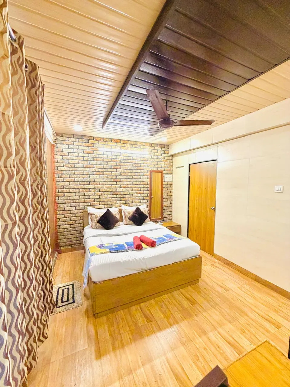 Air-conditioned bedroom in Elite Villa, a 4 BHK villa in Lonavala on rent