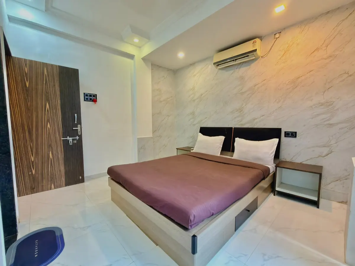 Air-conditioned bedroom in Shuubh Star 4BHK Villa, a 4 BHK villa in Lonavala on rent